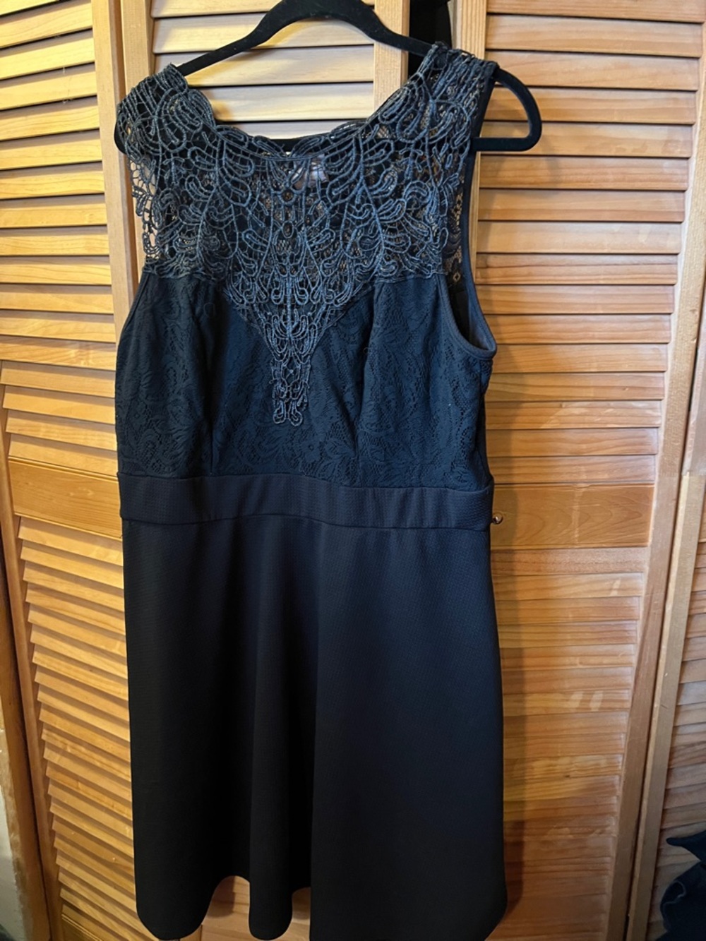 Sleeveless Black Lace Yoke Midi Dress